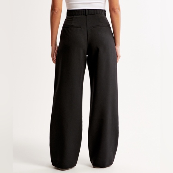 Abercrombie Curve Love Sloane Tailored Wide Leg Pant - Picture 2 of 3